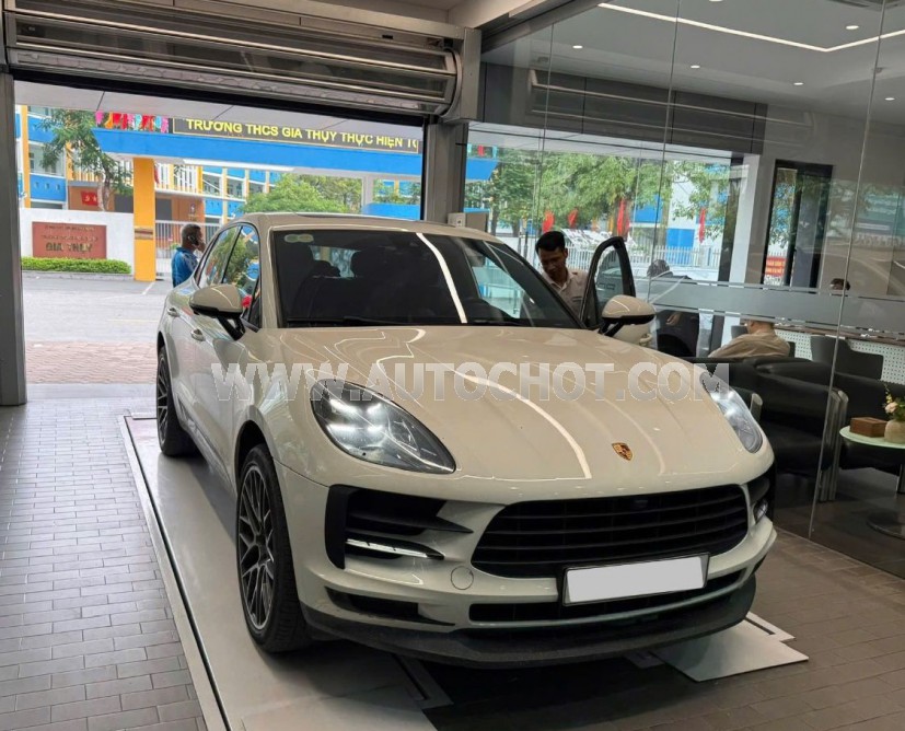 Porsche Macan 2.0 2020