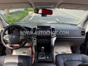 Xe Toyota Land Cruiser VX 4.6 V8 2015