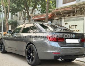 Xe BMW 3 Series 320i 2012