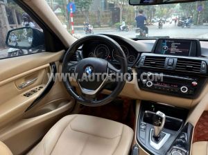 Xe BMW 3 Series 320i 2012