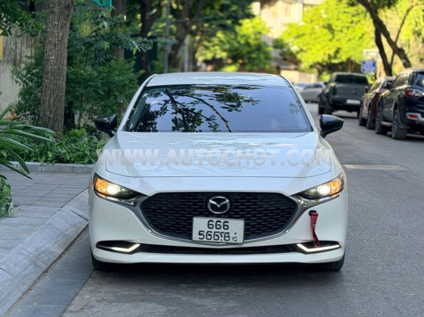 Mazda 3 1.5L Luxury 2020