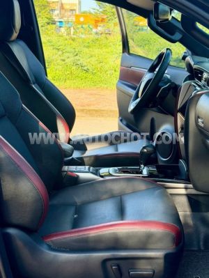 Xe Toyota Fortuner Legender 2.4L 4x2 AT 2025