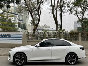 Xe VinFast Lux A 2.0 Base 2.0 AT 2021