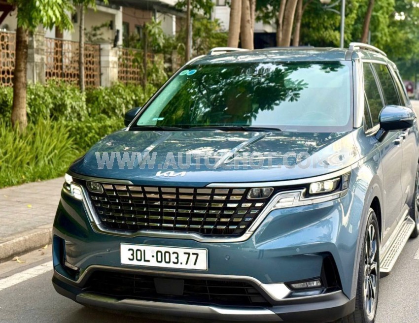 Kia Carnival Signature 2.2D 2024