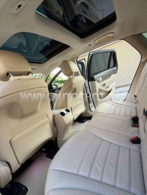 Xe Mercedes Benz GLC 300 4Matic 2019