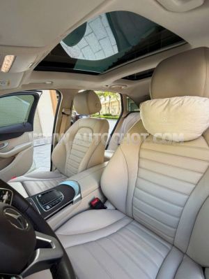 Xe Mercedes Benz GLC 300 4Matic 2019
