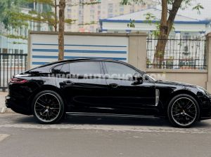 Xe Porsche Panamera 4 Executive 2019