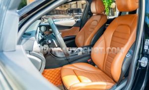 Xe Mercedes Benz C class C300 AMG 2021