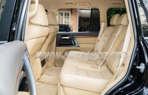 Xe Toyota Land Cruiser VX 4.6 V8 2016