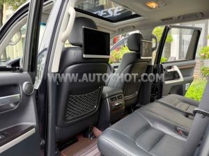 Xe Toyota Land Cruiser 4.6 V8 2020