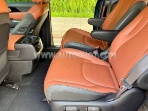 Xe Kia Carnival Signature 2.2D 2024