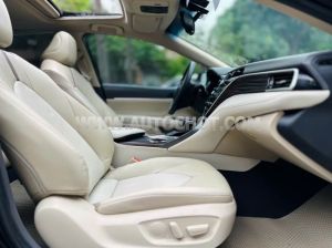Xe Toyota Camry 2.5Q 2019