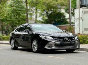 Xe Toyota Camry 2.5Q 2019