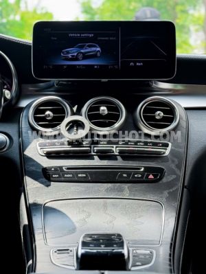 Xe Mercedes Benz GLC 300 4Matic 2017