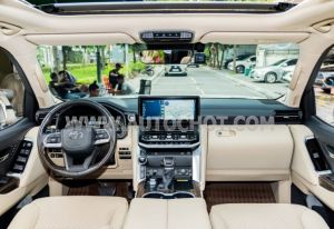 Xe Toyota Land Cruiser 3.5 V6 2024