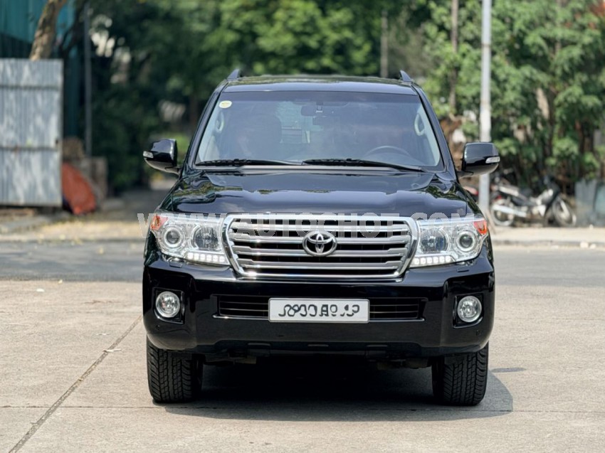 Toyota Land Cruiser VX 4.6 V8 2015