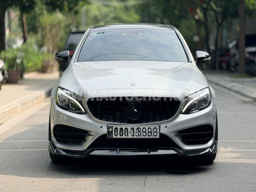 Xe Mercedes Benz C class C300 AMG 2017