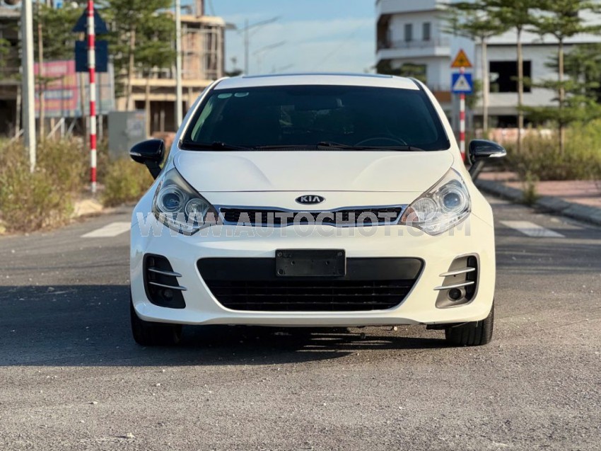 Kia Rio 1.4 AT 2015