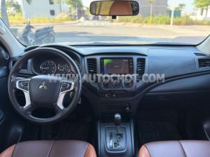 Xe Mitsubishi Triton 4x2 AT 2023