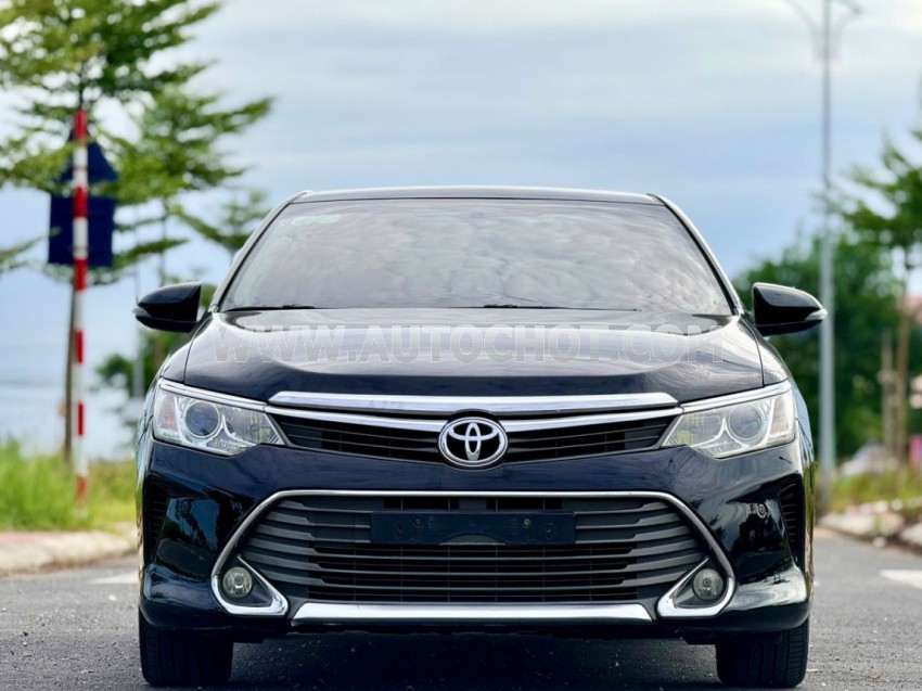 Xe Toyota Camry 2.5Q 2016