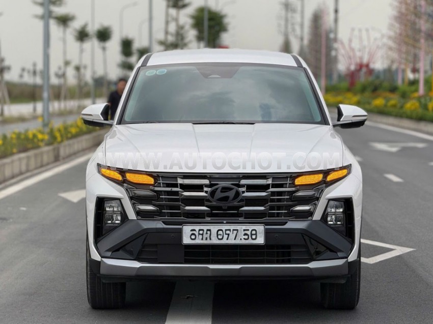 Hyundai Tucson 2.0 AT Đặc biệt 2024