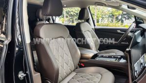 Xe Volkswagen Viloran Luxury 2025
