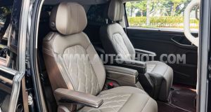 Xe Volkswagen Viloran Luxury 2025