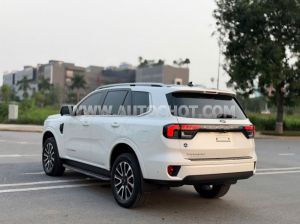 Xe Ford Everest Platinum 2.0L 4x4 AT 2024