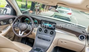 Xe Mercedes Benz GLC 300 4Matic 2021