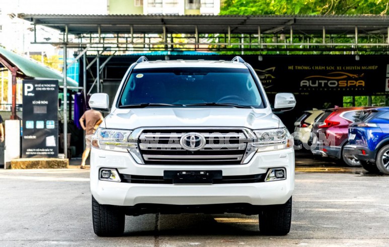 Toyota Land Cruiser 4.6 V8 2020