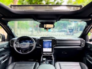 Xe Ford Everest Titanium Plus 2.0L 4x4 AT 2025
