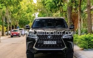 Xe Lexus LX 570 Super Sport 2018