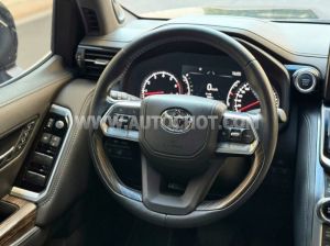 Xe Toyota Land Cruiser 3.5 V6 2023