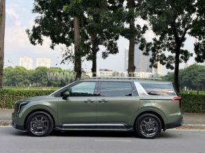Xe Kia Carnival Signature 1.6 Turbo HEV 7S 2026