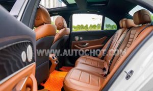 Xe Mercedes Benz E class E300 AMG 2022