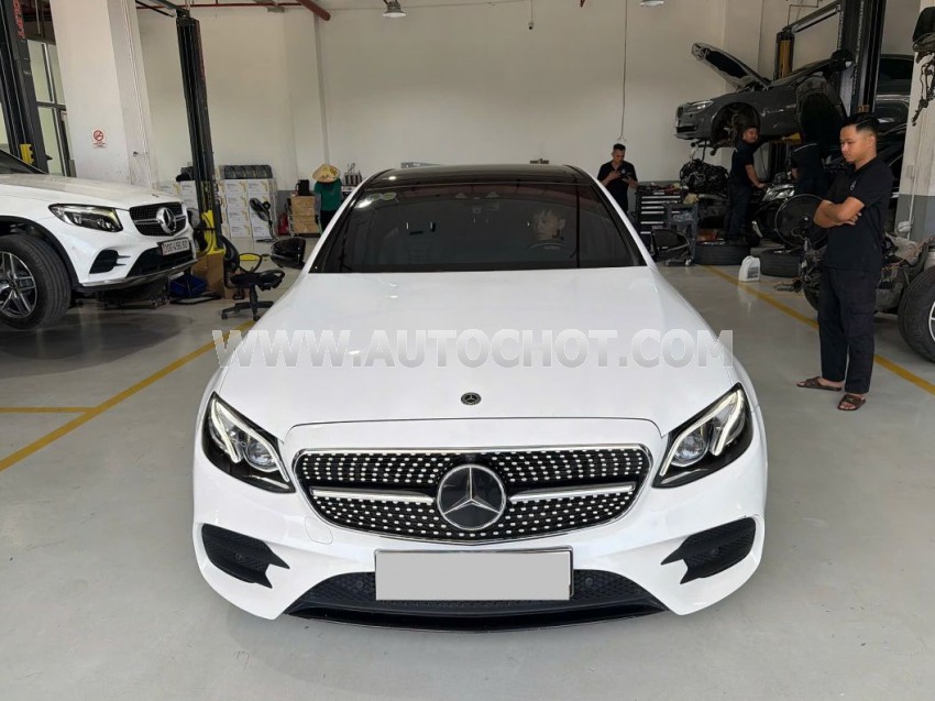 Mercedes Benz E class E300 AMG 2019
