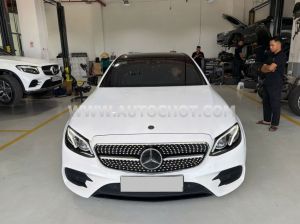 Xe Mercedes Benz E class E300 AMG 2019