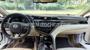 Xe Toyota Camry 2.0G 2019