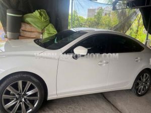 Xe Mazda 6 Signature Premium 2.5 AT 2022