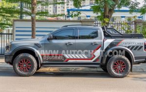 Xe Ford Ranger Raptor 2.0L 4x4 AT 2024