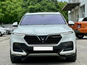 Xe VinFast Lux SA 2.0 Premium 2.0 AT 2021